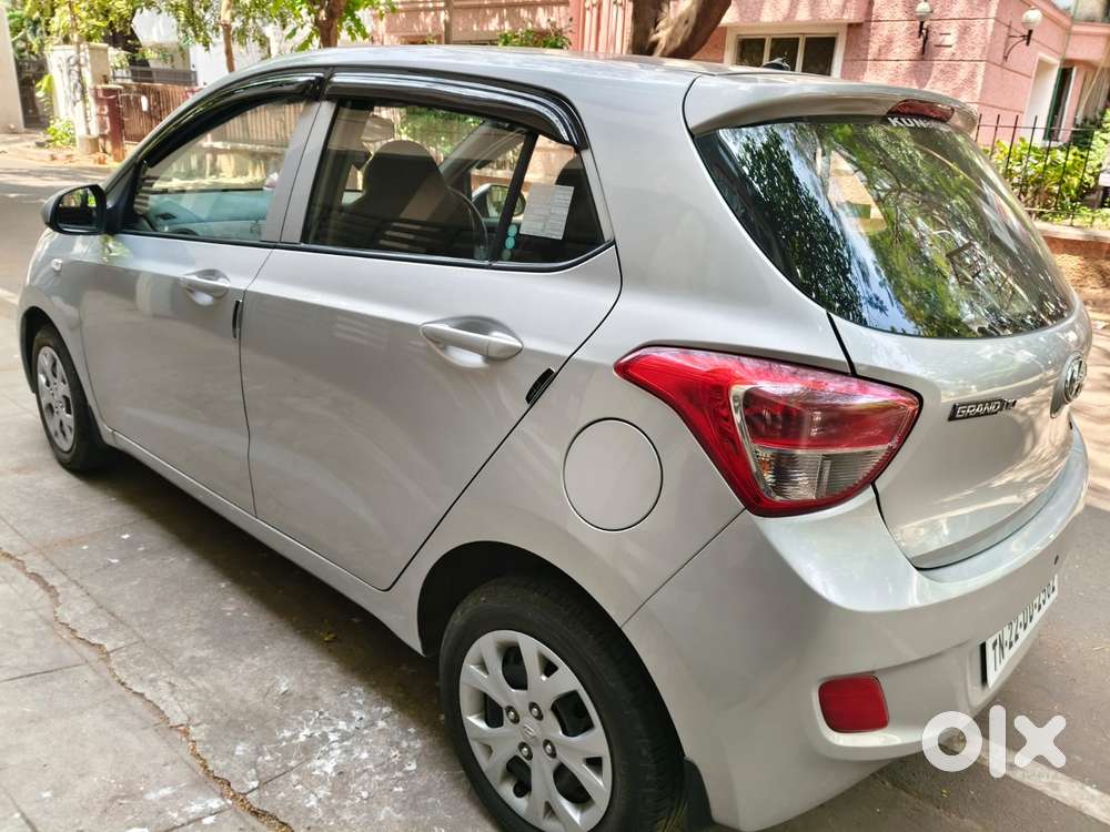 Hyundai Grand I10 Magna O At Petrol, 2016, Petrol