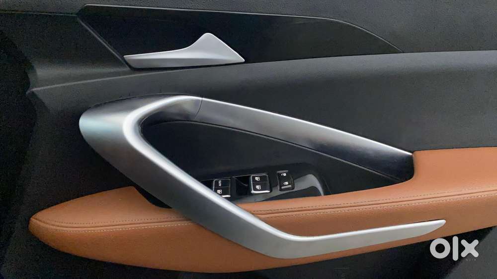 Mg Hector Plus 1.5 Hybrid Sharp Turbo 6 Str, 2021, Petrol