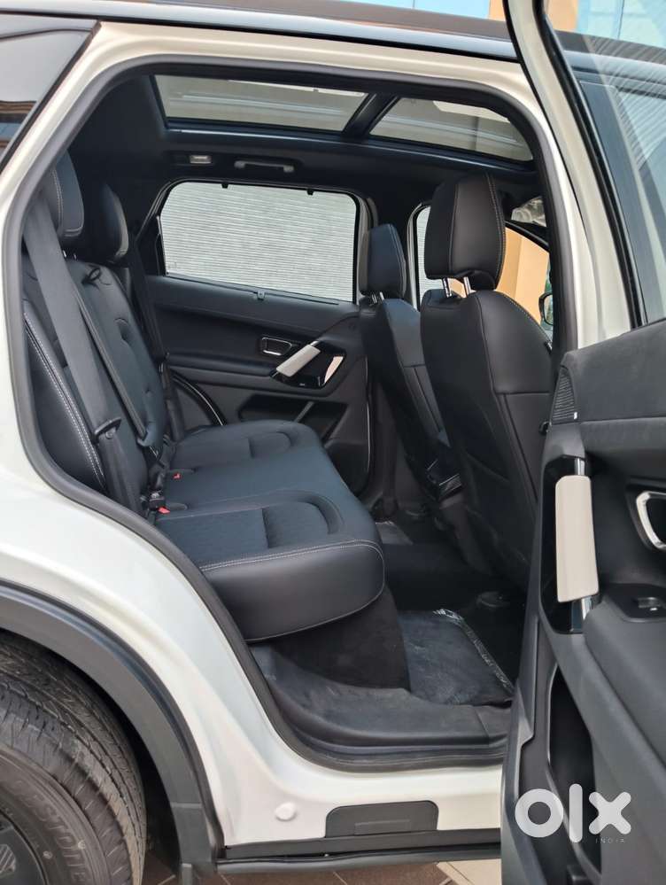 Tata Harrier Fearless Plus Dual Tone At, 2025, Diesel