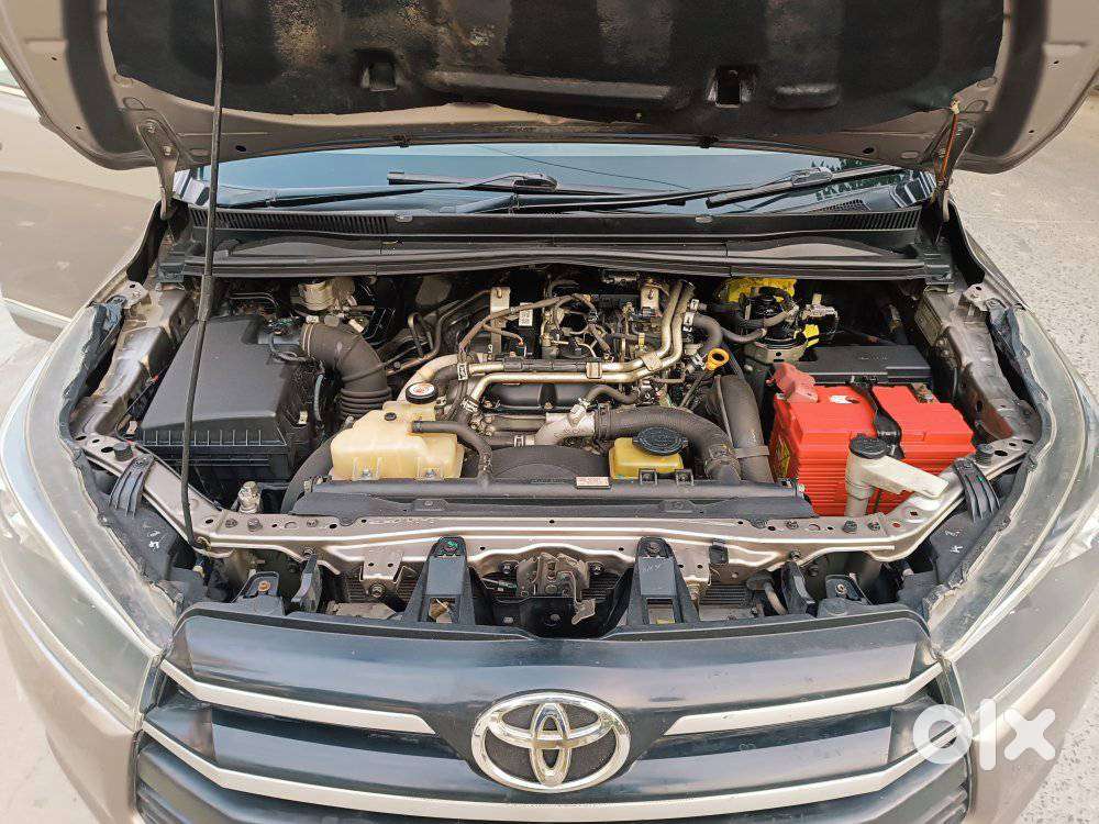 Toyota Innova Crysta 2.8 Gx At, 2017, Diesel