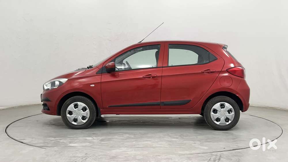 Tata Tiago 1.2 Revotron Xta, 2018, Petrol