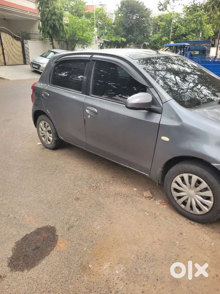 Toyota Etios Liva 2014 Diesel 180000 Km Driven