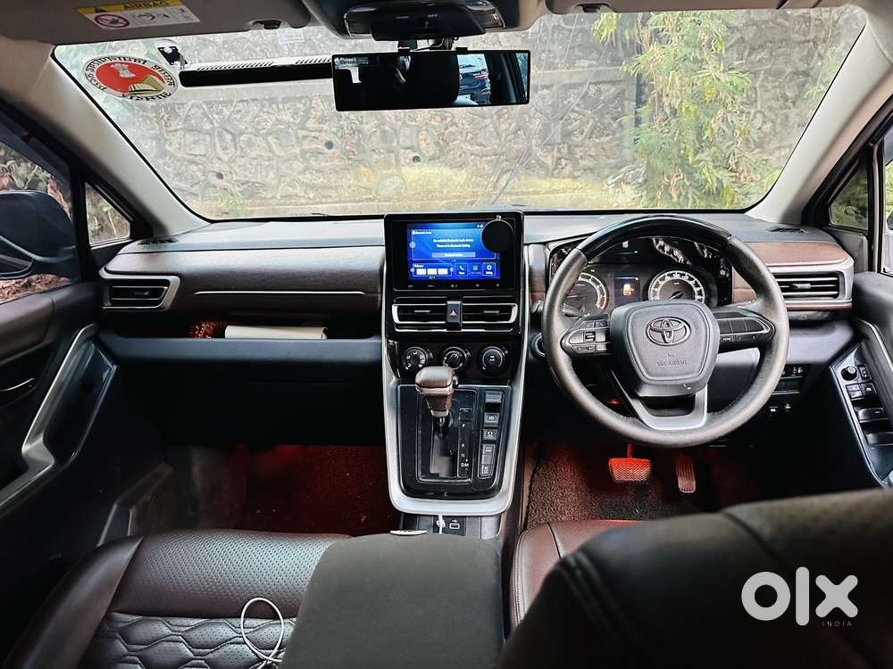 Toyota Innova Hycross 2.0 Gx 8 Str, 2022, Petrol