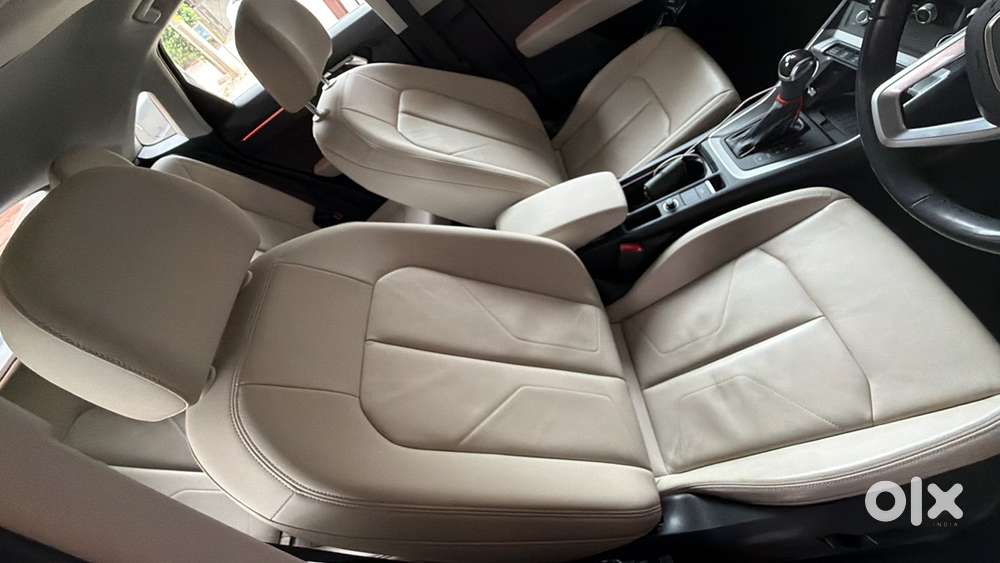 Audi Q3 Petrol 40 2024