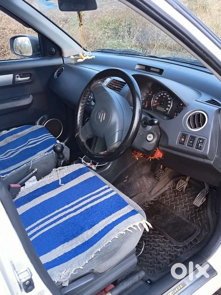Maruti Suzuki Dzire 1.2 2011