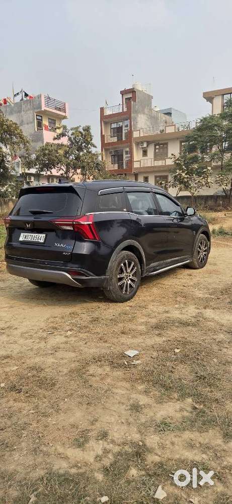 Mahindra Xuv700 2.0 Ax 7 Petrol At Str, 2022, Petrol