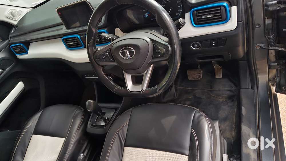 Tata Punch 1.2 Revotron Creative Amt Dual Tone, 2022, Petrol