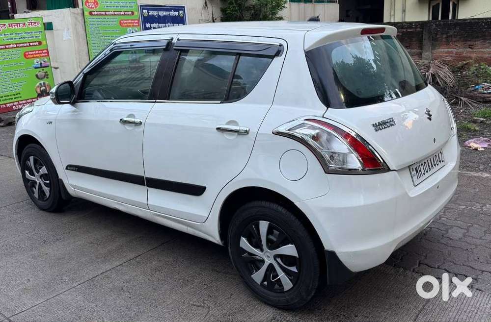 Maruti Suzuki Swift Vxi, 2012, Petrol