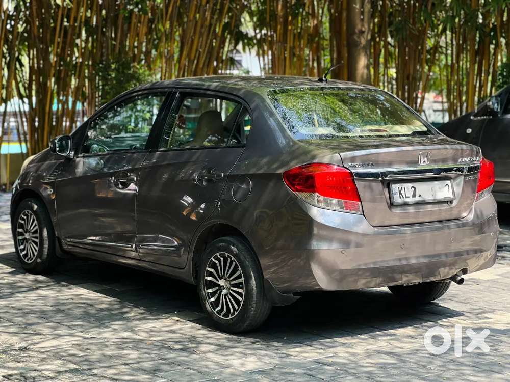 Honda Amaze 2014 Diesel Well Maintained
