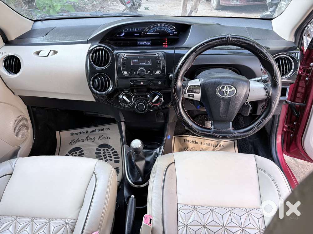 Toyota Etios Liva 1.2 Vx Dual Tone, 2019, Petrol