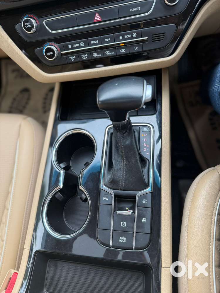 Kia Carnival Limousine Plus 7 Str, 2022, Diesel