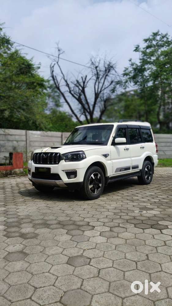 Mahindra Scorpio Classic 2023