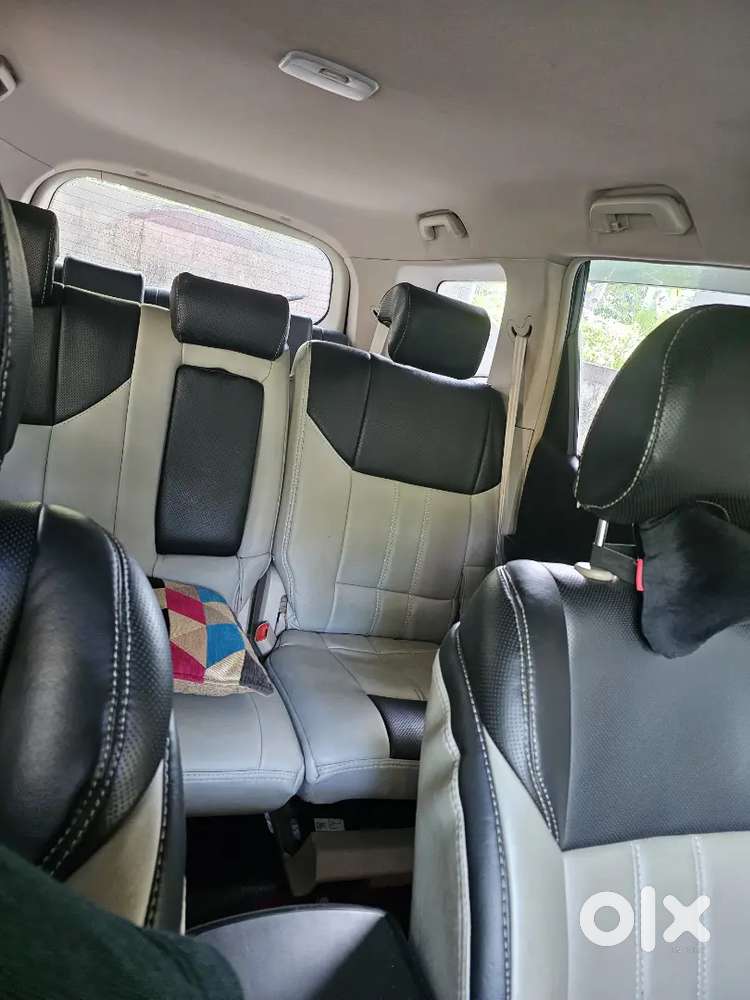 Mahindra Xuv500 Diesel 2017, Low Km Driven