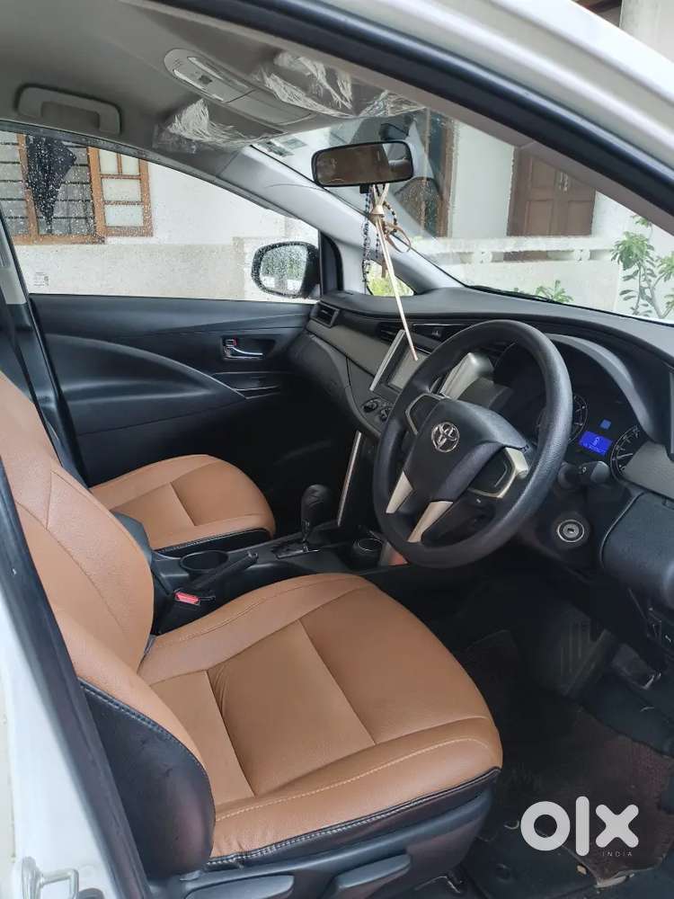 Toyota Innova Crysta 2.8 G At Diesel  Single Owner