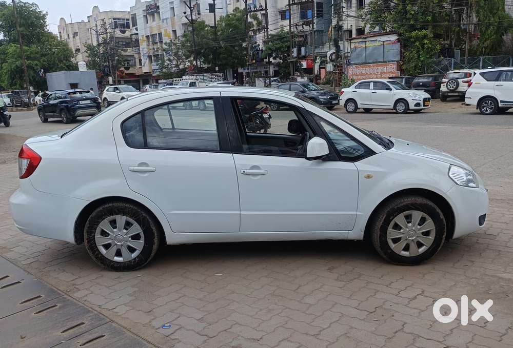 Maruti Suzuki Sx4, 2011, Petrol