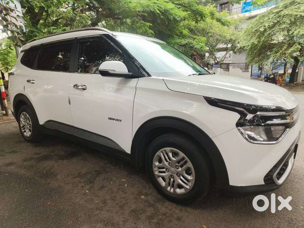Kia Carens G1.5 6mt Gravity, 2024, Petrol