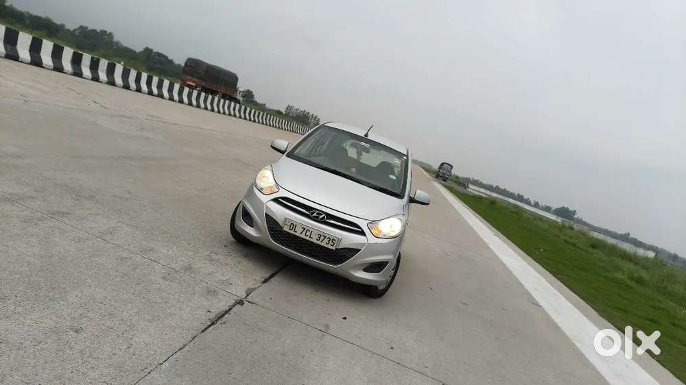 Hyundai I10 Sportz 2011