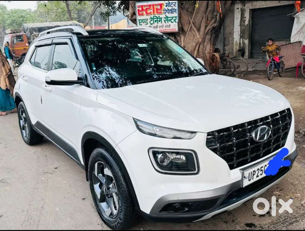Hyundai Venue 2020 Diesel 62500 Km Driven
