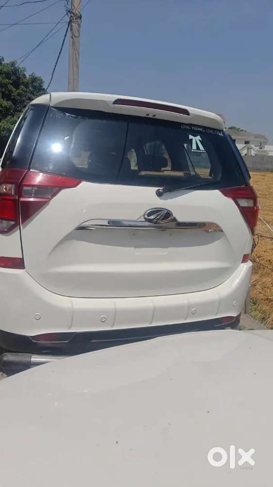 Mahindra Xuv500 2018 Diesel Well Maintained