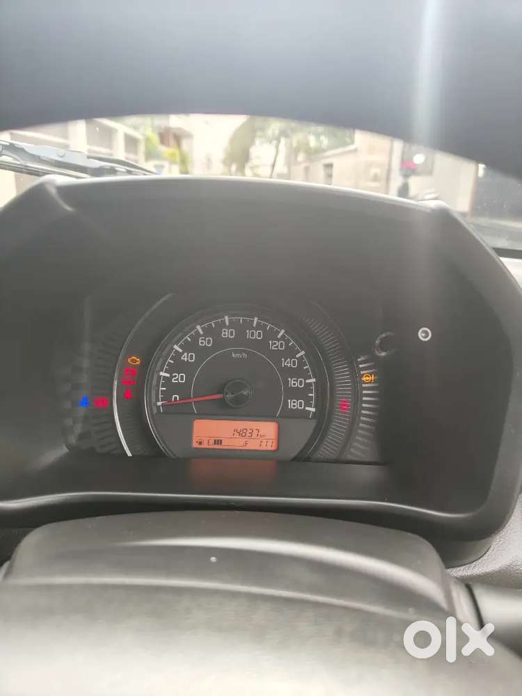 Maruti Suzuki Celerio Vxi (2024)  Petrol Manual  Just 14,850 Km  Pe