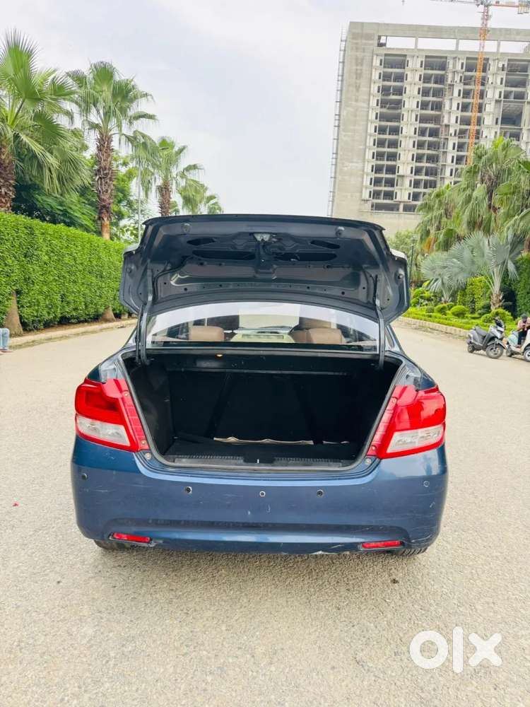 Maruti Suzuki Dzire 1.2 Vxi Amt, 2017, Petrol