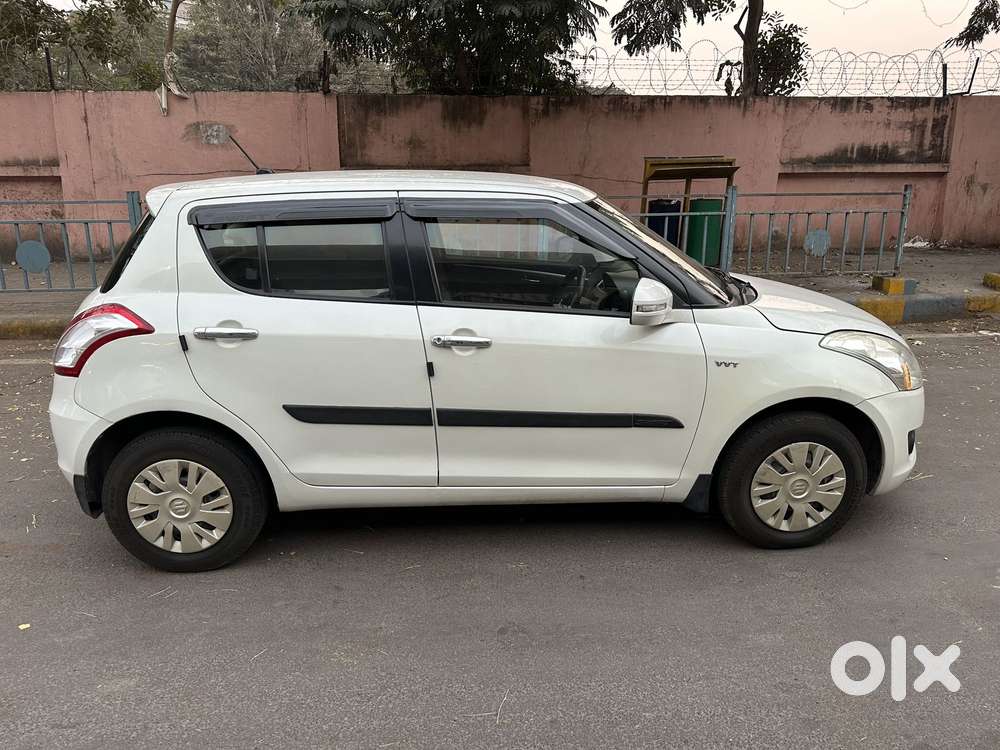 Maruti Suzuki Swift 1.2 Vxi (o), 2014, Petrol