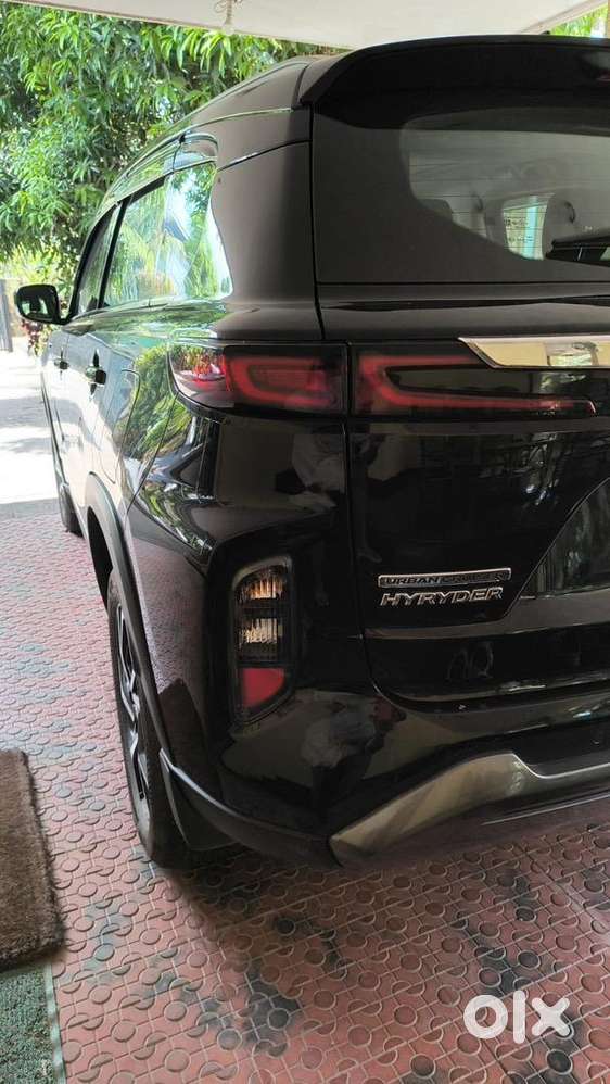 Toyota Urban Cruiser Hyryder 2023 Petrol Well Maintained