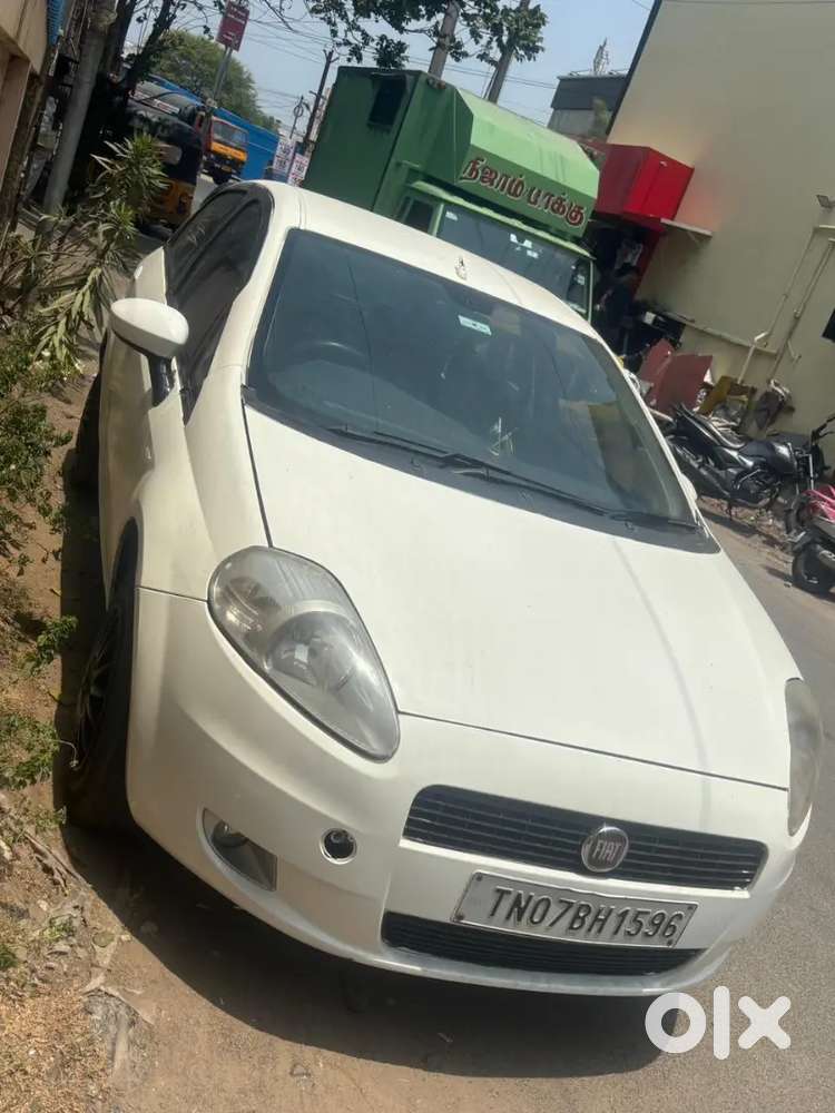 Fiat Grande Punto 2010 Model