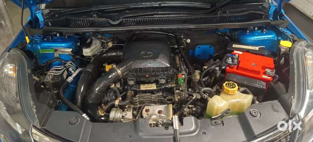 Tata Nexon 1.2 Revotron Xza Plus, 2020, Petrol
