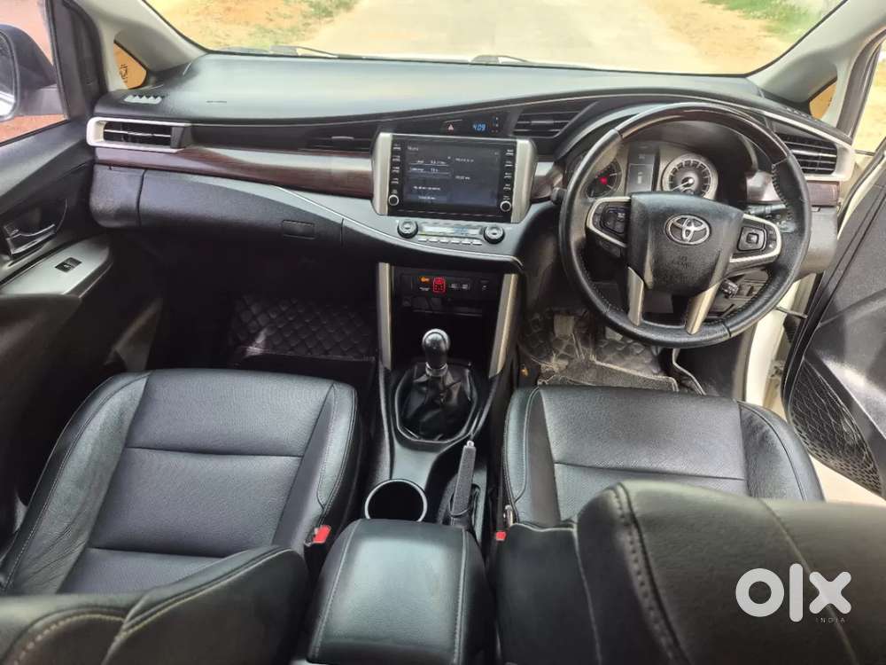 Toyota Innova Crysta [2020-ongoing] 2.4 Zx 7 Str, 2023, Diesel