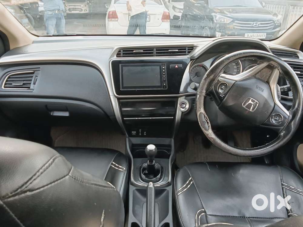 Honda City 1.5 V 5th Gen I-vtec Mt, 2020, Petrol