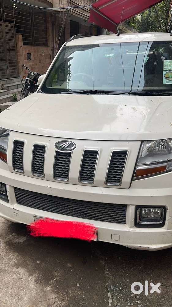 Mahindra Tuv 300 2017/2018 Diesel 130000 Km Driven