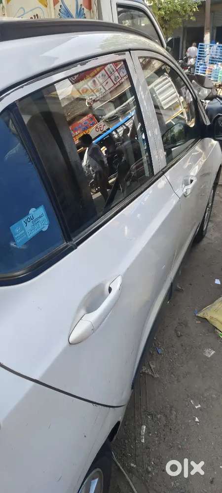 Hyundai Grand I10 2016 Petrol 74000 Km Driven