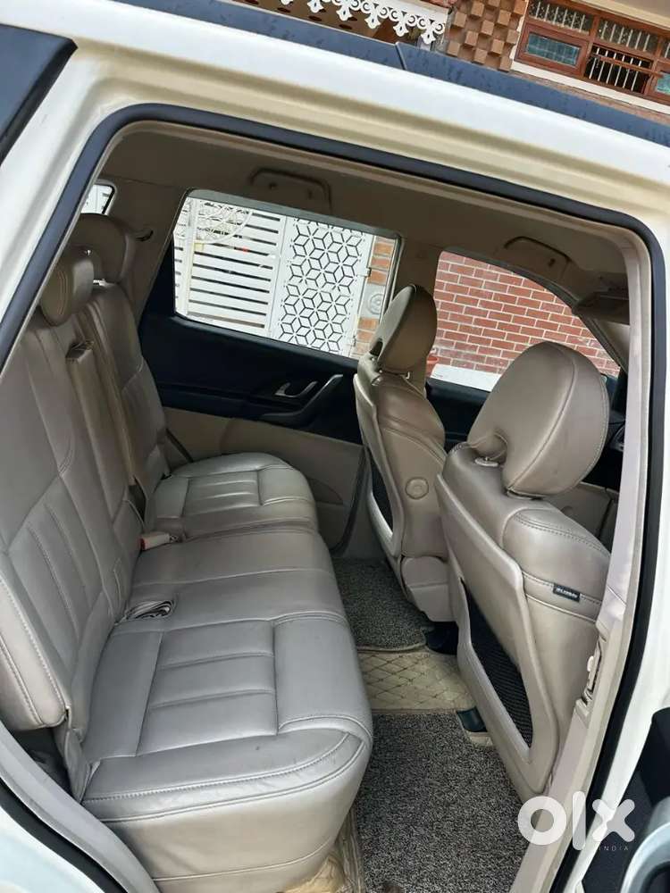Mahindra Xuv500 2017