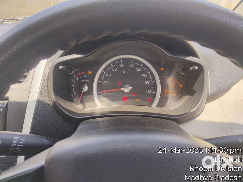 Maruti Suzuki Celerio Vxi Mt, 2016, Petrol