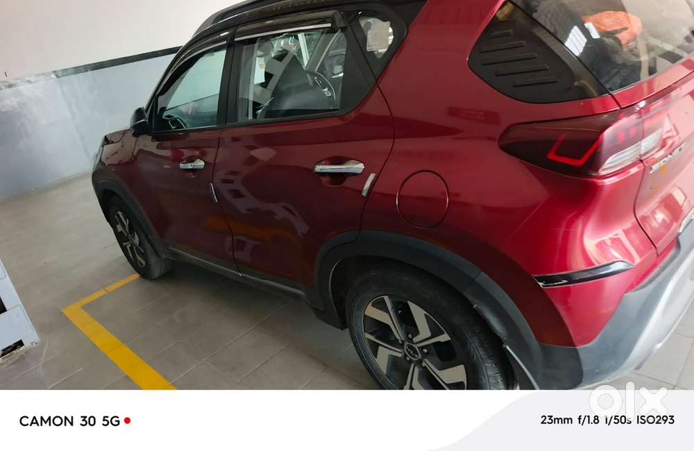 Kia Sonet Petrol 2021 With 27500 Km