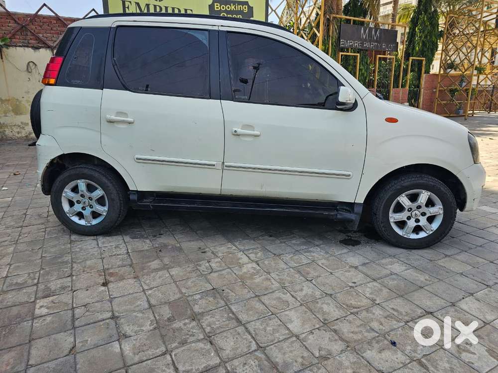 Mahindra Quanto C8, 2016, Diesel