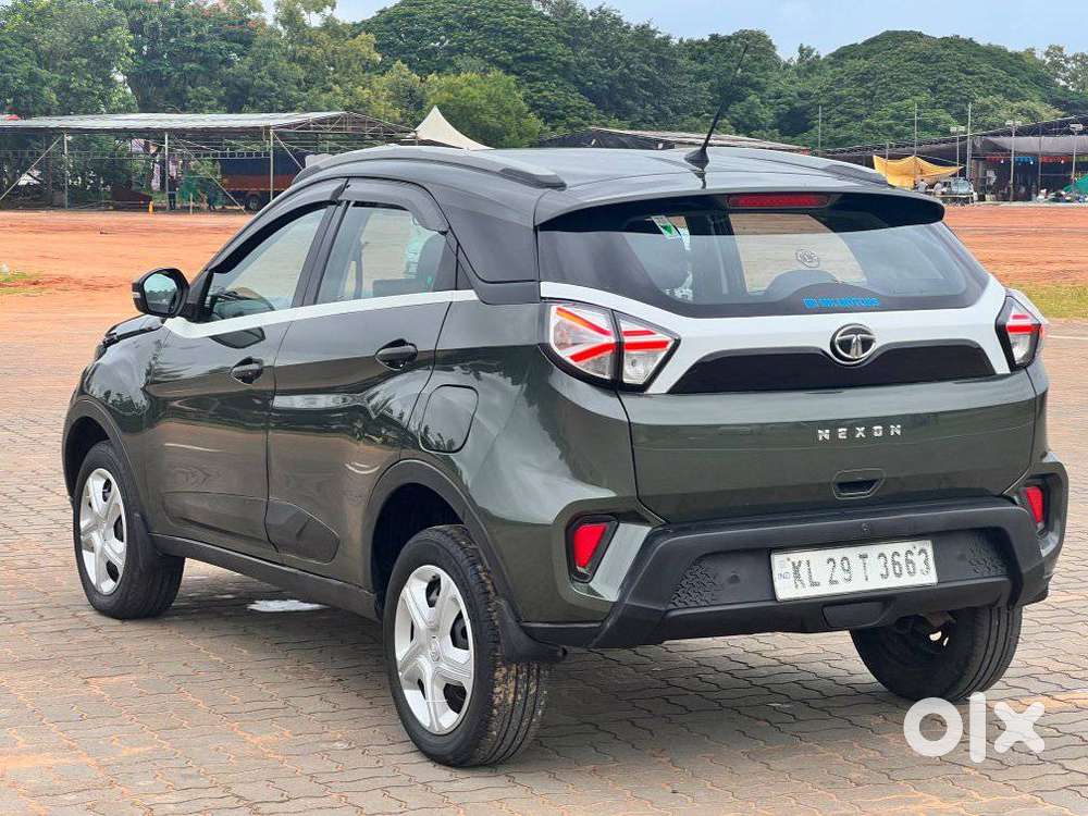 Tata Nexon 1.5 Revotorq Xm (s), 2021, Diesel