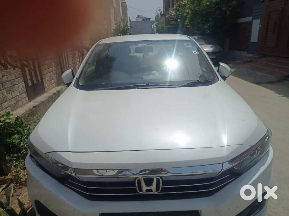 Honda Amaze 1.2 Vx Top Model 2025