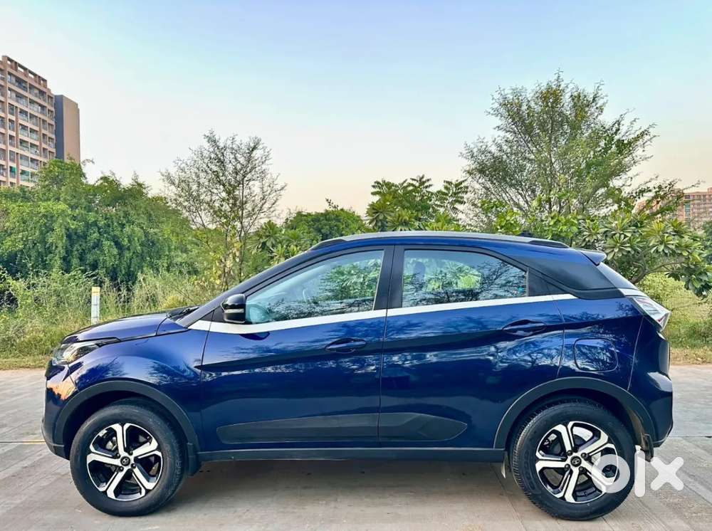 Tata Nexon 1.2 Revotron Xza Plus Premium, 2022, Petrol