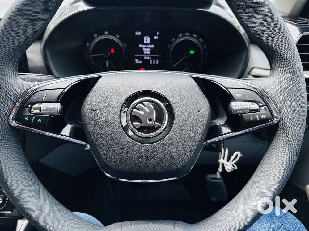 Skoda Kylaq Signature Plus At, 2025, Petrol