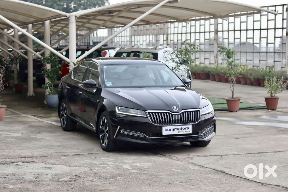 Skoda Superb 2.0 Tsi At L&k, 2021, Petrol