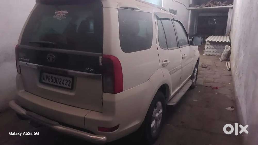 Tata Safari Storme 2018 Variant