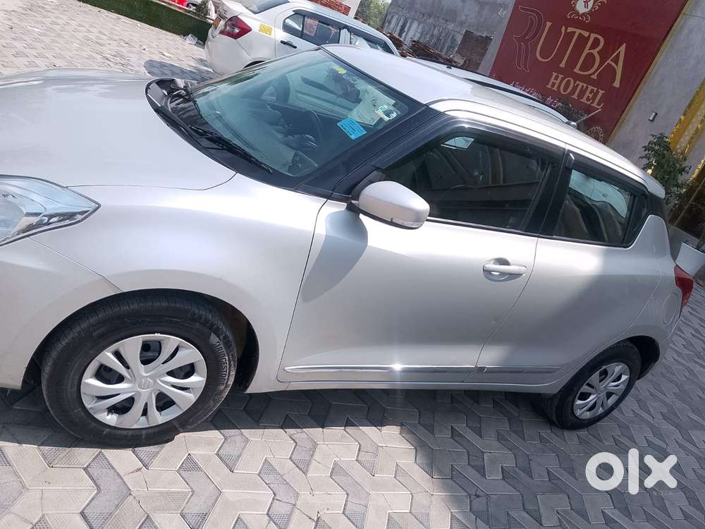 Maruti Suzuki Swift Vxi + Manual, 2018, Petrol