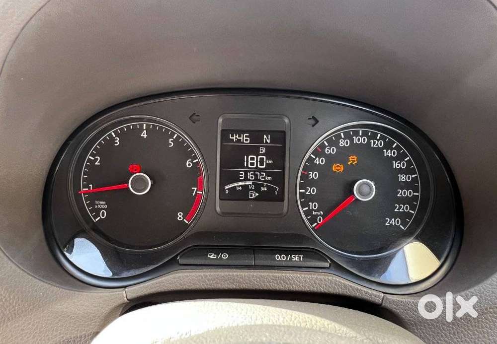 Volkswagen Vento 1.2 Tsi Highline At, 2017, Petrol