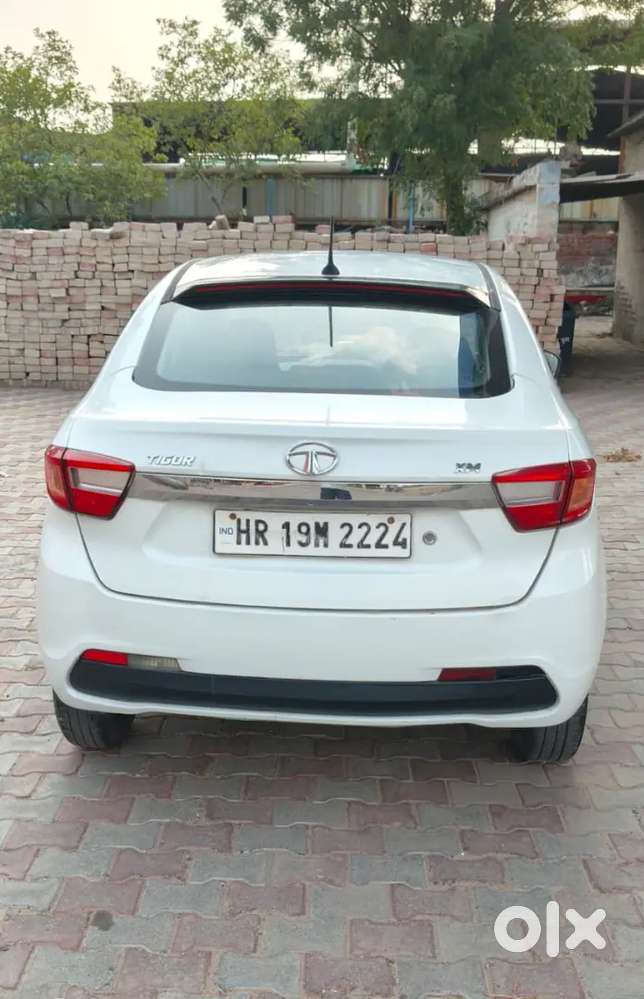 Tata Tigor [2018] Petrol 1st