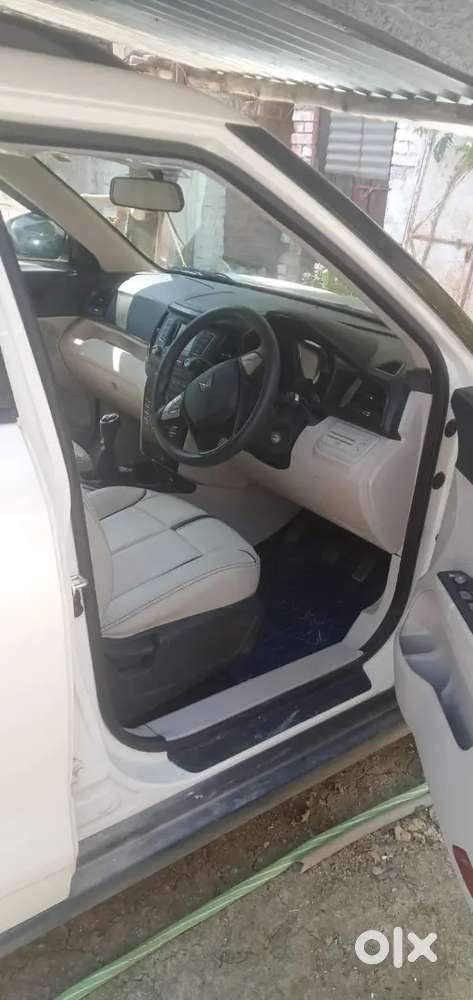 Mahindra Xuv300 W6 Pm In A Showroom Condition Ready For Sale.