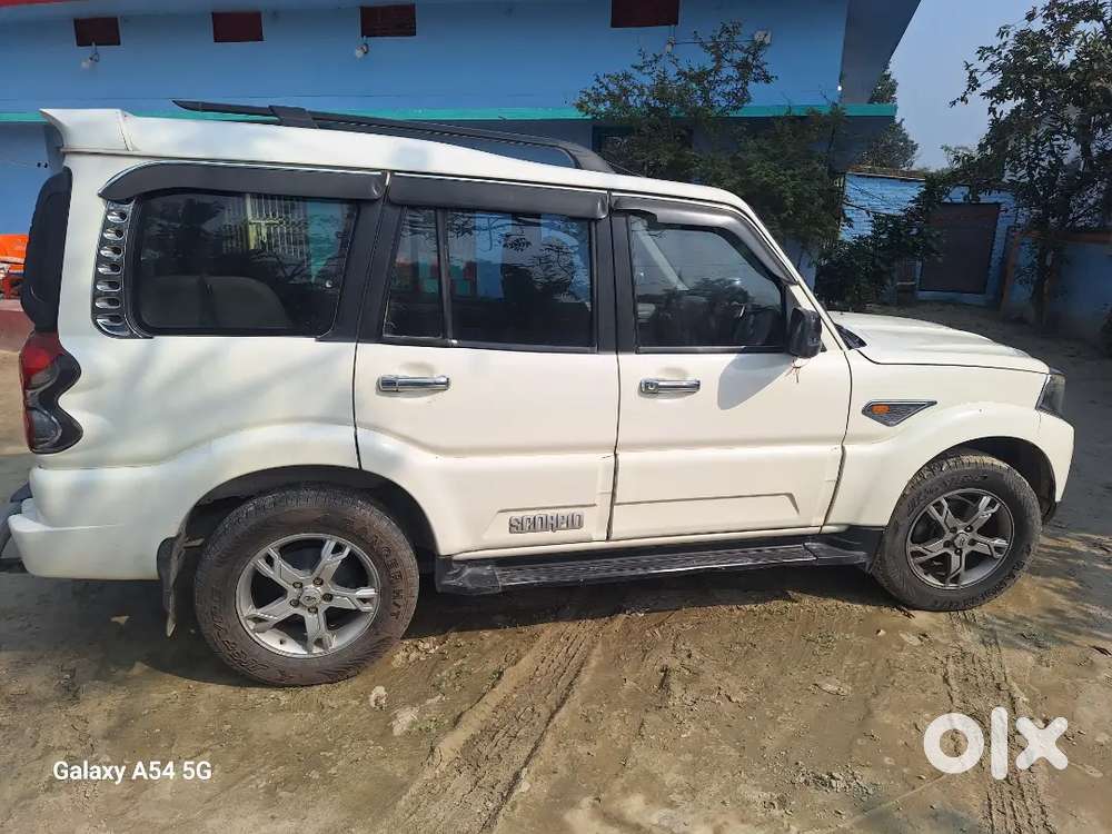 Mahindra Scorpio 2016