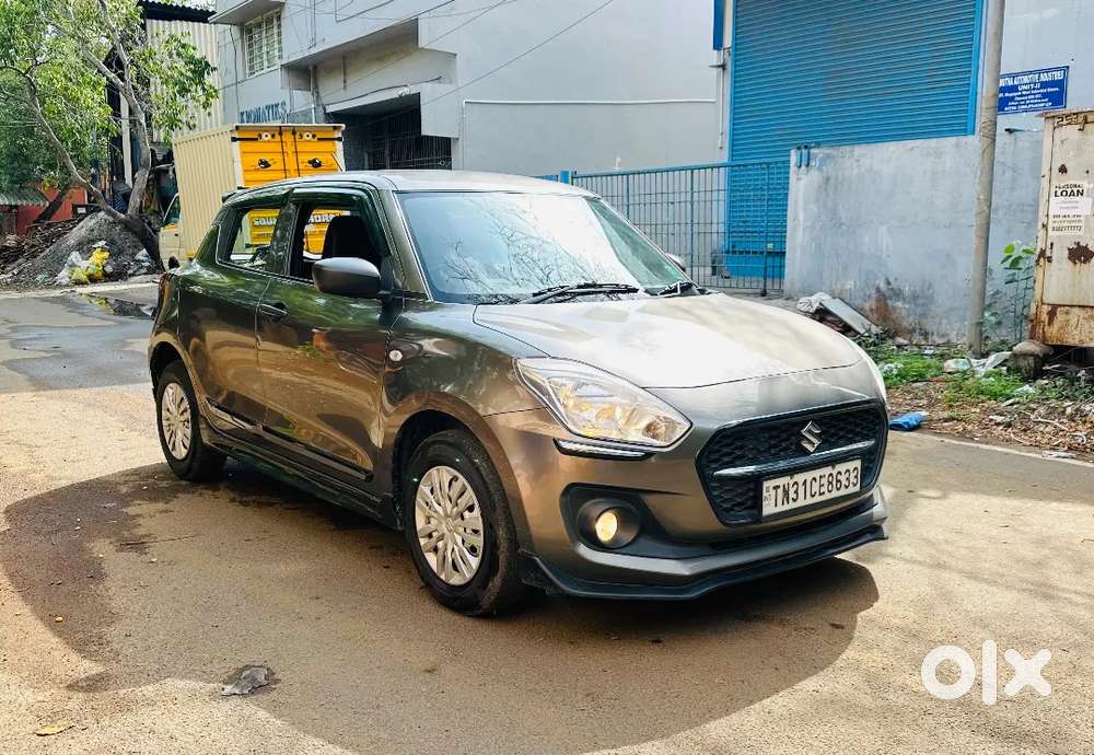 Maruti Suzuki Swift Vxi 2022 Petrol Full Company Service