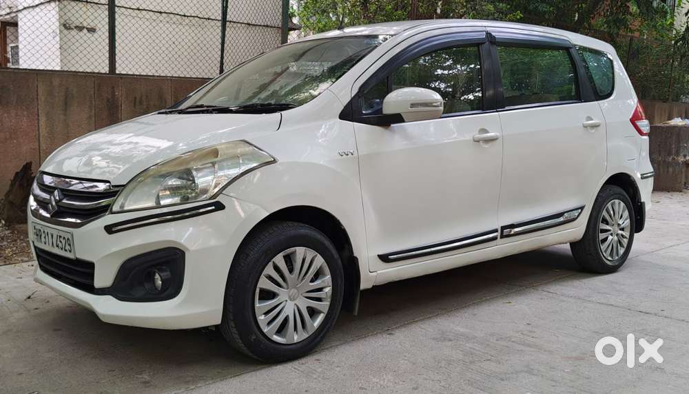 Maruti Suzuki Ertiga 1.4 Vxi Cng Anniversary Edition, 2018, Cng & Hy..